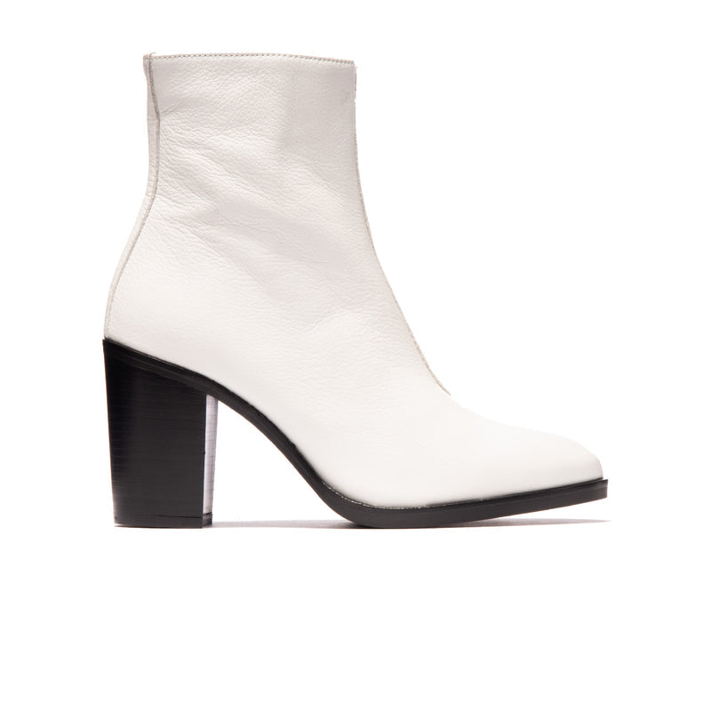 Alzira White Leather (4820648034384)
