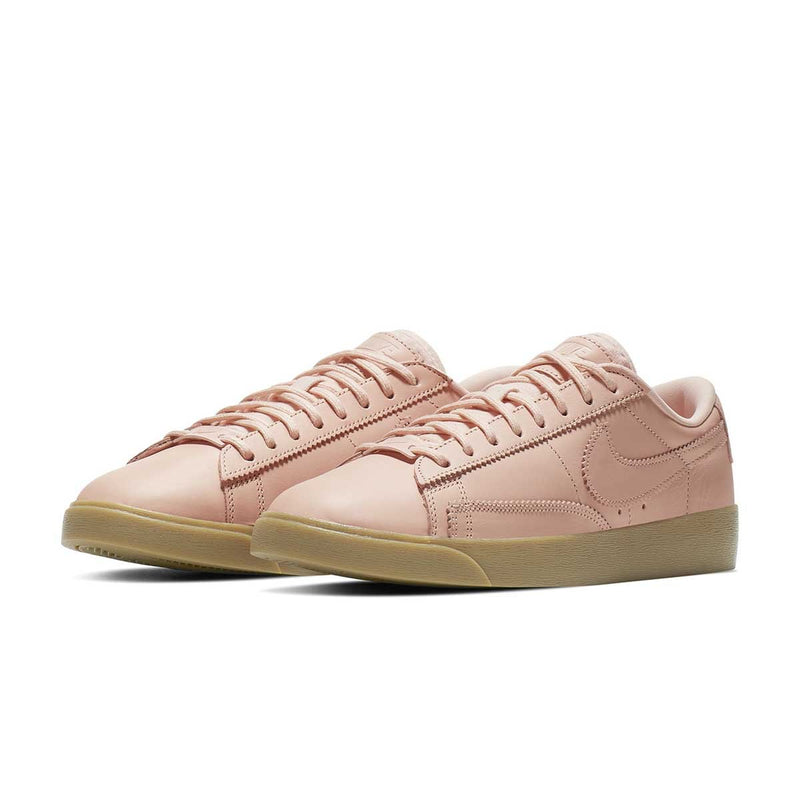 Blazer Low LXX