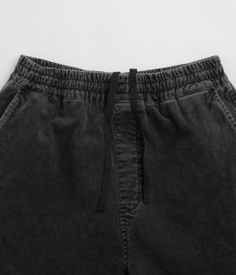 Carhartt Reynold Shorts in Black