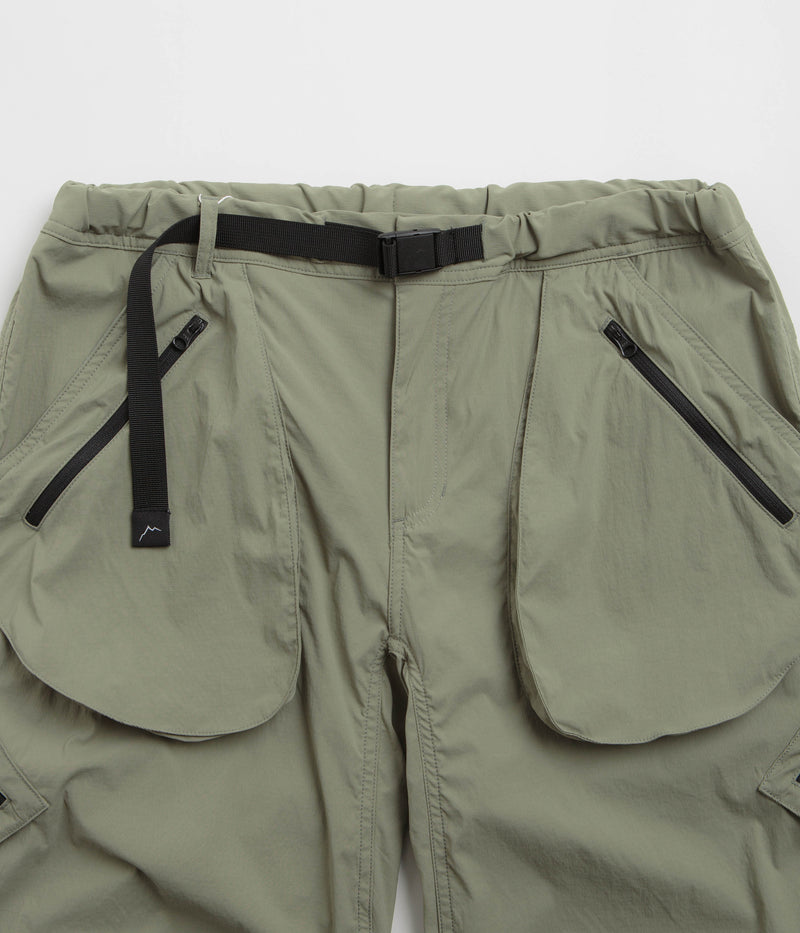 Cayl Out Pocket Pants in Olive