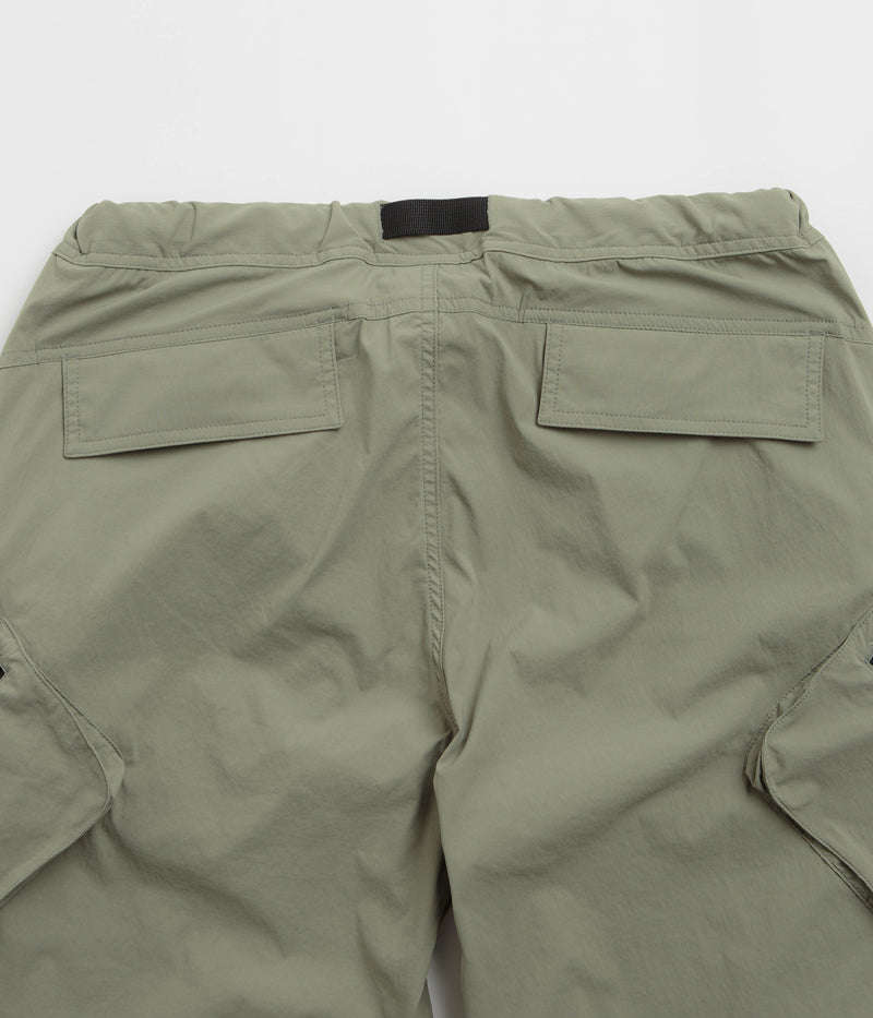 Cayl Out Pocket Pants in Olive