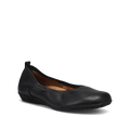 Hero image of Chit Chat Black 6