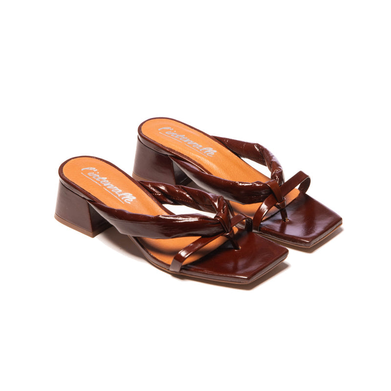 Collins Chestnut Leather (6543636627536)