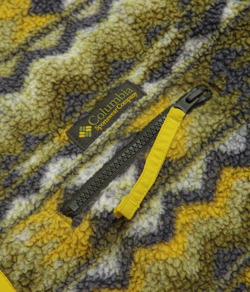 Columbia Helvetia II Printed Half Snap Fleece in Mossy Green and Retrotree