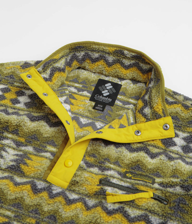 Columbia Helvetia II Printed Half Snap Fleece in Mossy Green and Retrotree