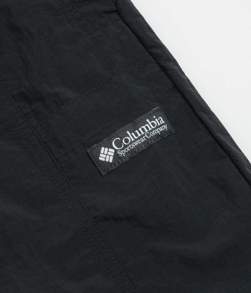 Columbia Sequoia Grove Woven 7" Shorts in Black