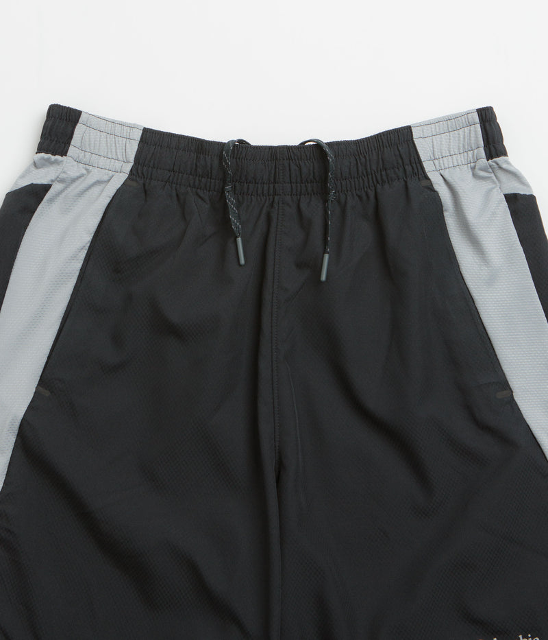 Columbia Three Pitch 7" Shorts in Black and Columbia Grey