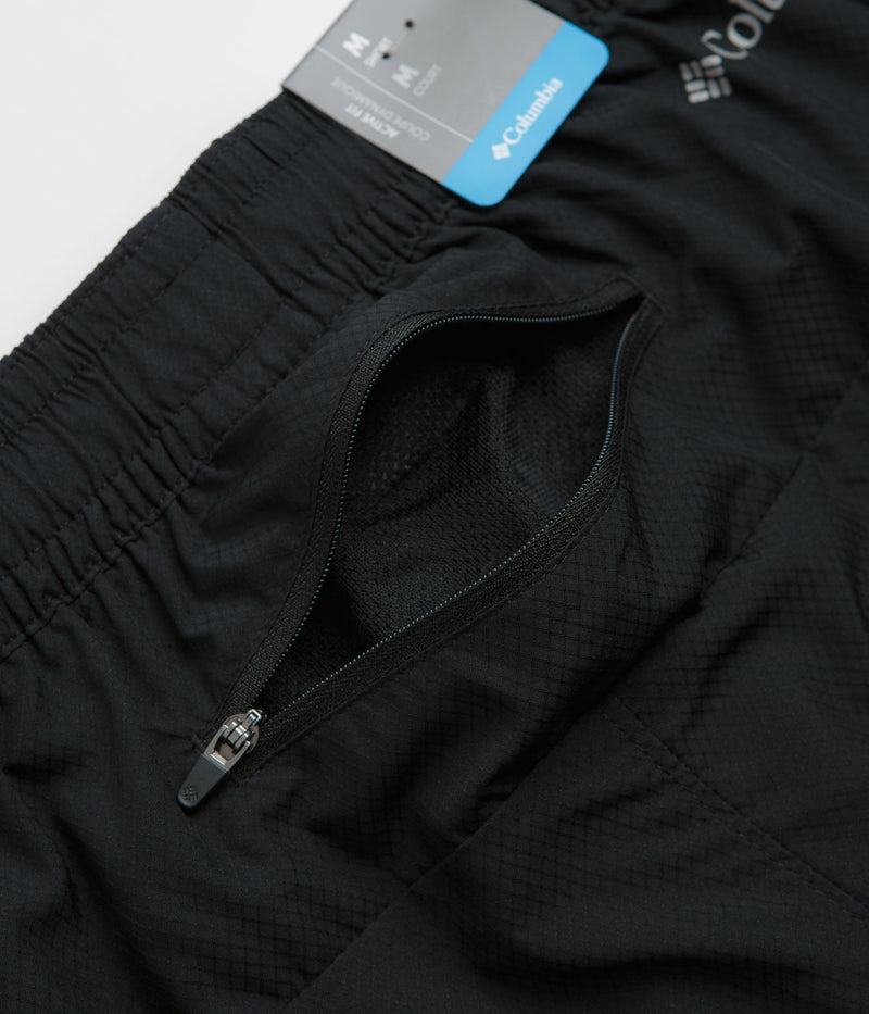 Columbia Three Pitch 7" Shorts in Black and Columbia Grey