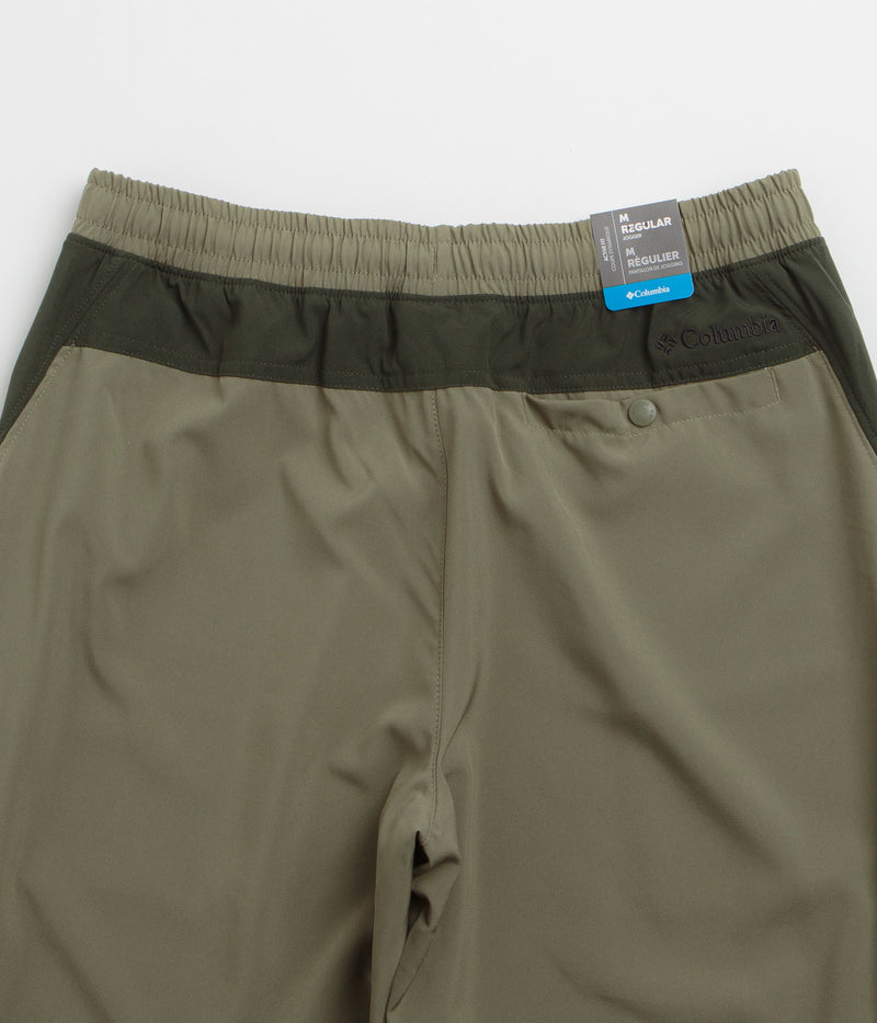 Columbia Vital Valley Joggers in Stone Green and Greenscape