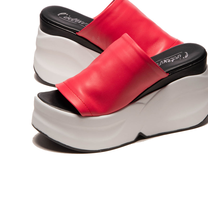 Cricket Dark Pink Leather (6572229460048)