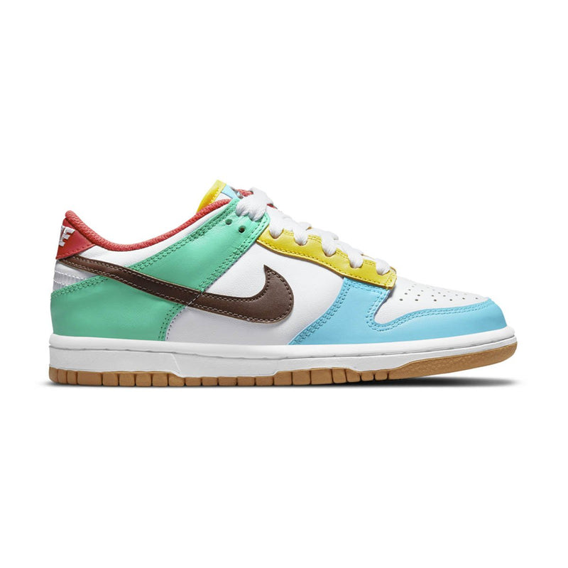 Dunk Low SE Big Kids' Shoe