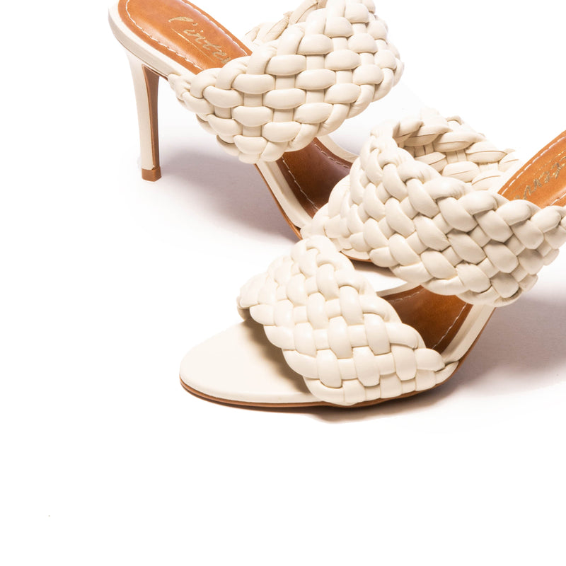 Fantasy Off White Leather (6547882868816)