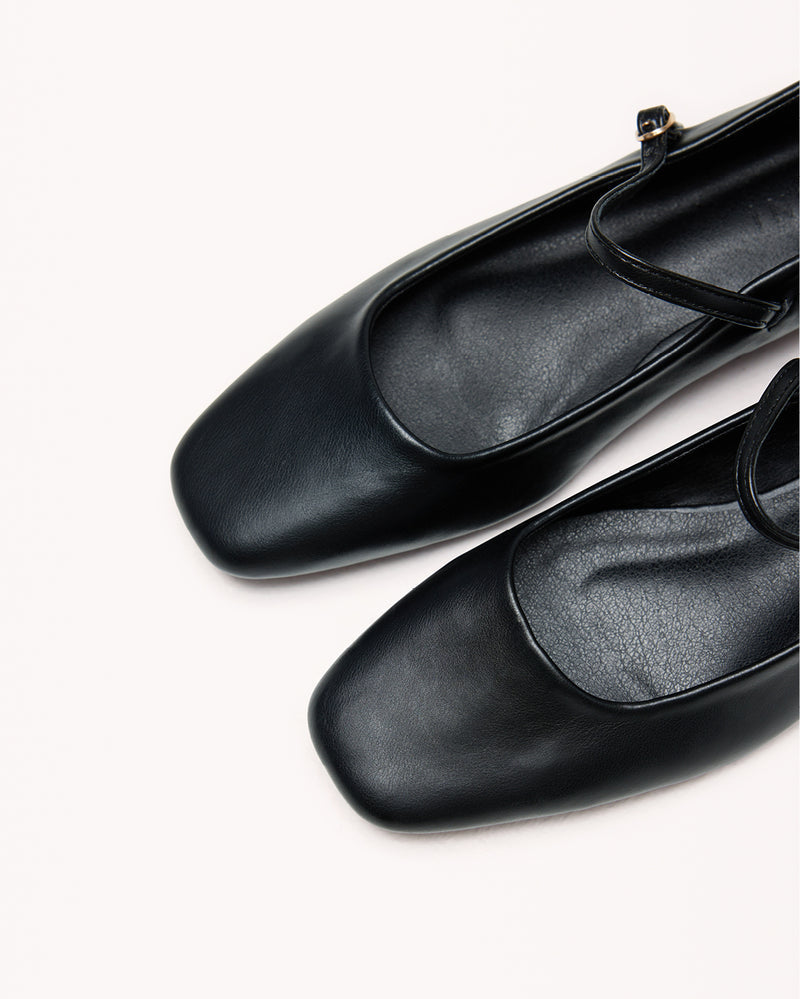 FION - BLACK-Flats-Billini-Billini