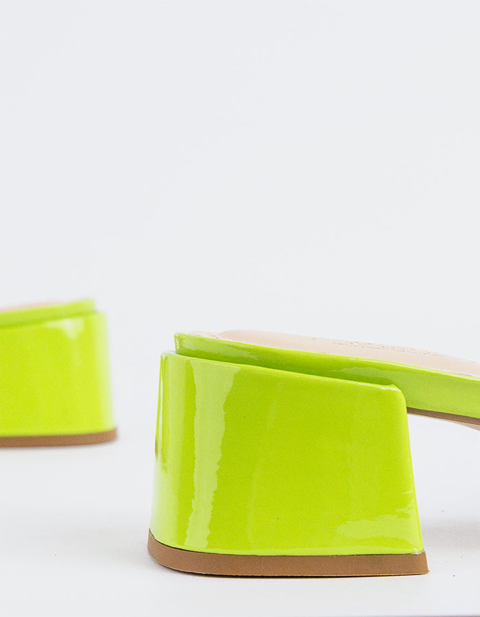 Timeless Low Thick-Heeled Mule
This low thick-heeled mule is the epitome of effortless style and comfort. With its sturdy, wide heel, it offers both stability and support without sacrificing elegance. The open-back design provides ease of wear, making it the perfect go-to shoe for everyday occasions. Whether paired with casual jeans or dressed up with a skirt or dress, this versatile mule offers a chic yet practical solution for all-day wear.

Detail(s):&nbsp;

Square Toe

1.75”&nbsp; Block Heel

We recomme