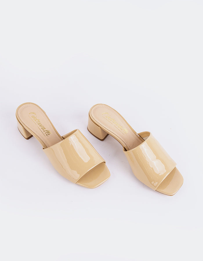 Timeless Low Thick-Heeled Mule
This low thick-heeled mule is the epitome of effortless style and comfort. With its sturdy, wide heel, it offers both stability and support without sacrificing elegance. The open-back design provides ease of wear, making it the perfect go-to shoe for everyday occasions. Whether paired with casual jeans or dressed up with a skirt or dress, this versatile mule offers a chic yet practical solution for all-day wear.

Detail(s):&nbsp;

Square Toe

1.75”&nbsp; Block Heel

We recomme