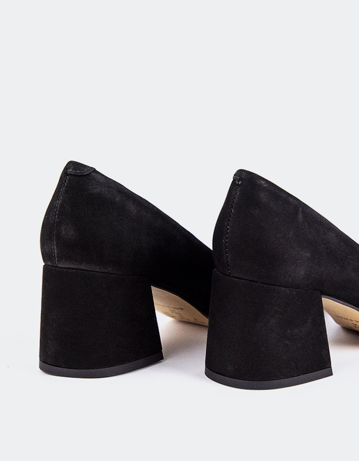L'INTERVALLE Josephine Women's Shoe Mid Heel Pumps Black Nubuck