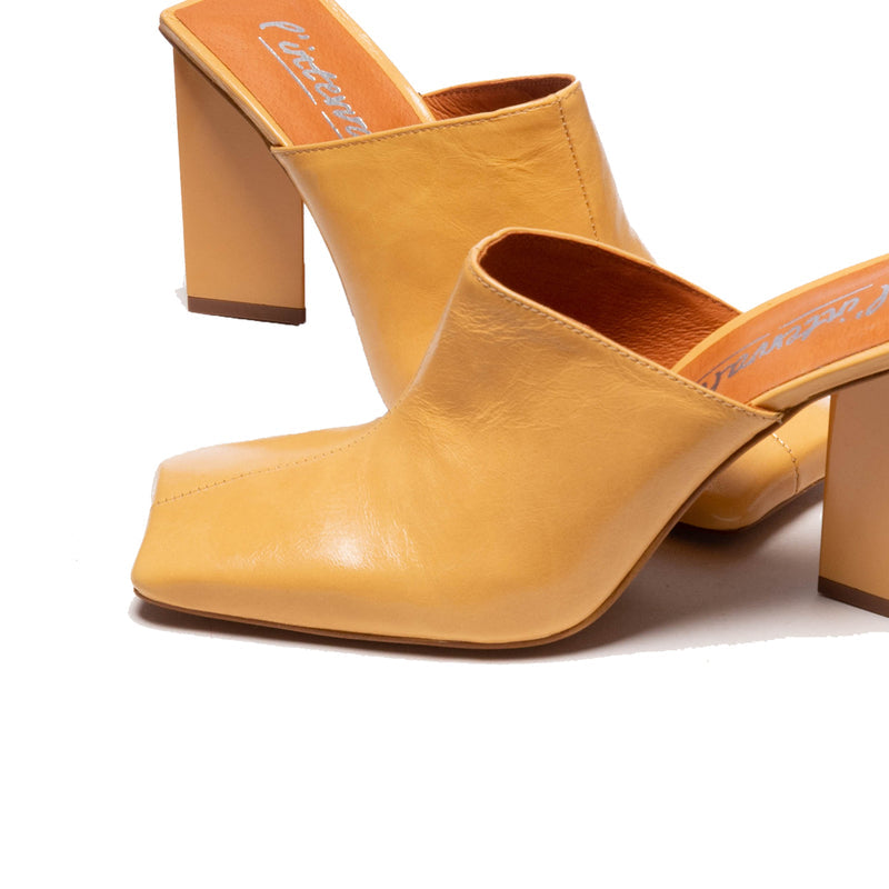 Loutro Nude Leather (6561585266768)
