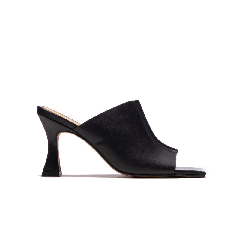 Maica Black Leather (6562155987024)