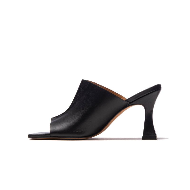 Maica Black Leather (6562155987024)