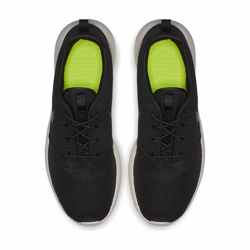 Men's Roshe One Shoe