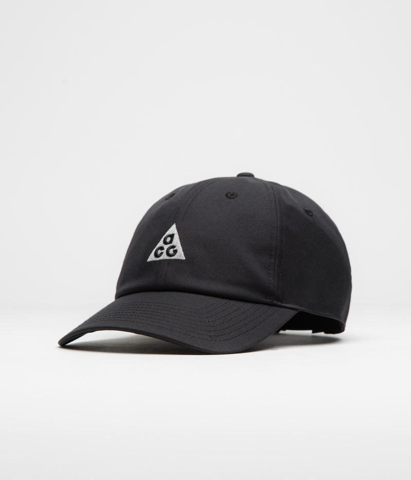 Nike ACG Club Cap in Black and Black / Black / Black