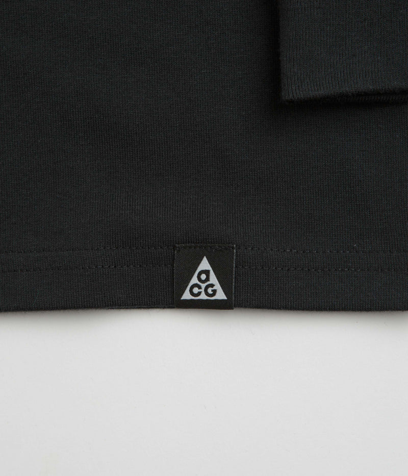 Nike ACG Folklore Long Sleeve T-Shirt in Black