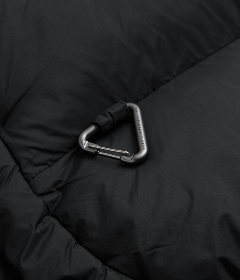 Nike ACG Lunar Lake Puffer Jacket in Black and Black / Summit White