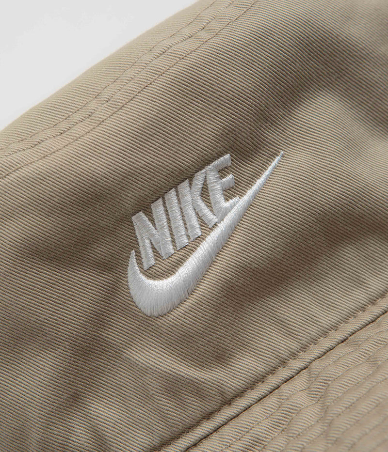 Nike Apex Futura Washed Bucket Hat in Khaki and White