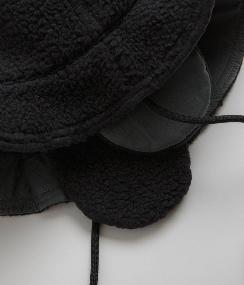 Nike Apex Outdoor Bucket Hat in Black and Iron Grey / Black