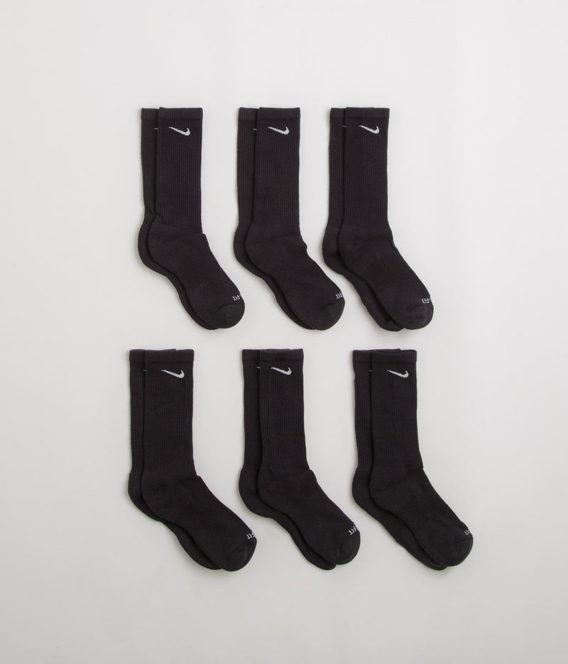 Nike Everyday Plus Cushioned Socks (6 Pack) in Black and White