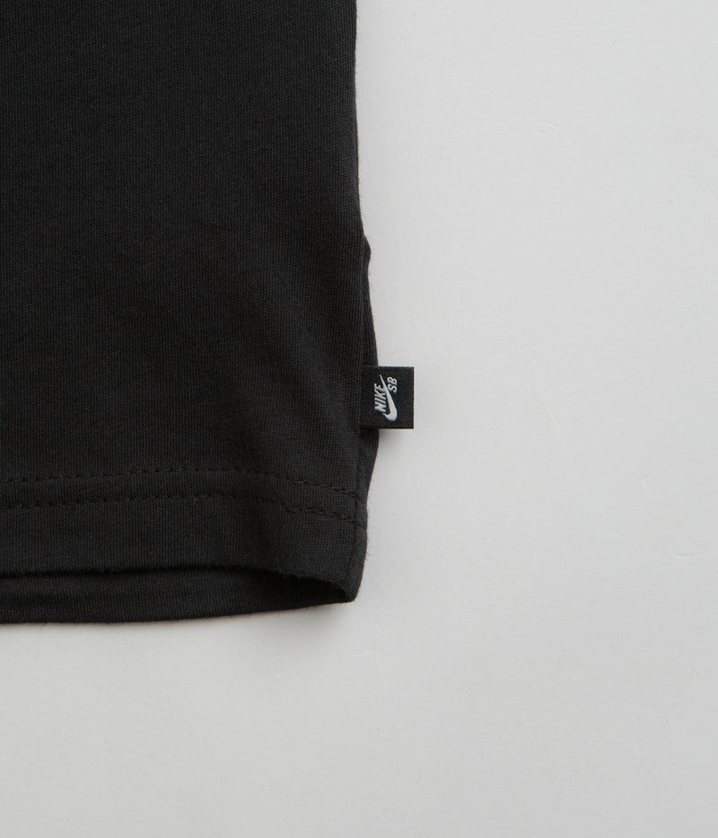 Nike SB Dino Keychain T-Shirt in Black