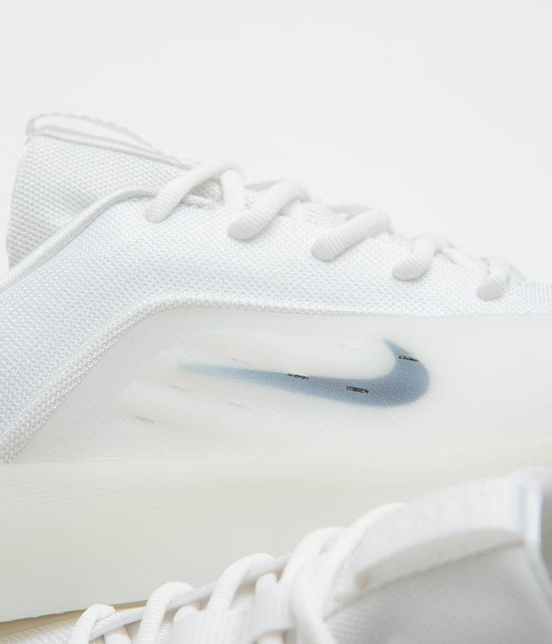 Nike SB Nyjah 4 Shoes in White and Black and White - Black