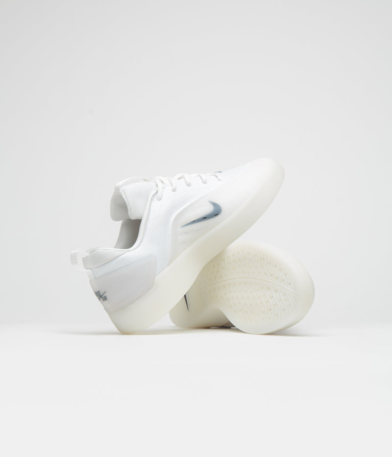 Nike SB Nyjah 4 Shoes in White and Black and White - Black