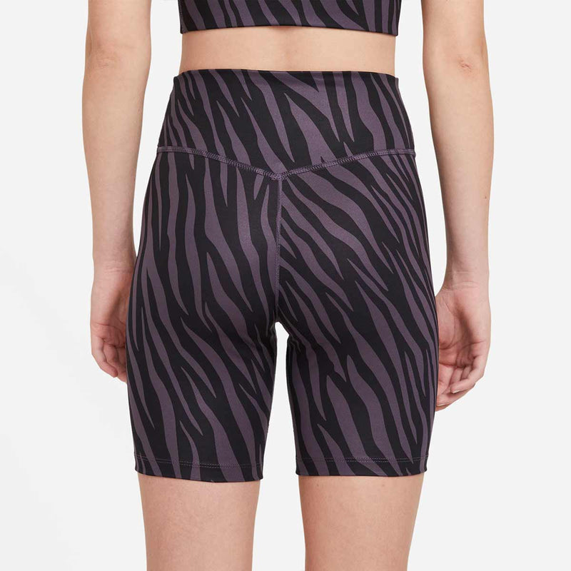 One Women's 7 inches Printed Shorts