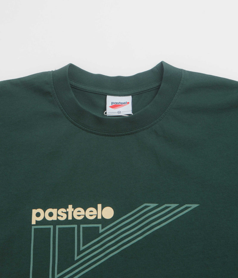Pasteelo Flag T-Shirt in Forest