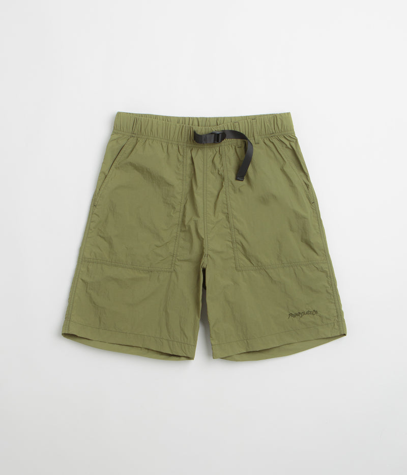 Polar Hike Shorts in Army Green
