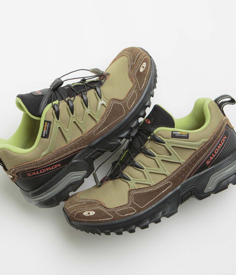 Salomon ACS+ Escape Shoes in Aloe and Dark Earth / Burnt Ochre