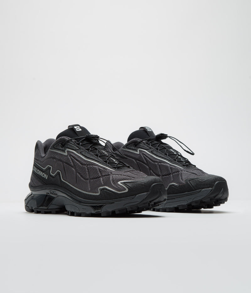 Salomon XT-Slate Shoes in Black and Asphalt / Silver