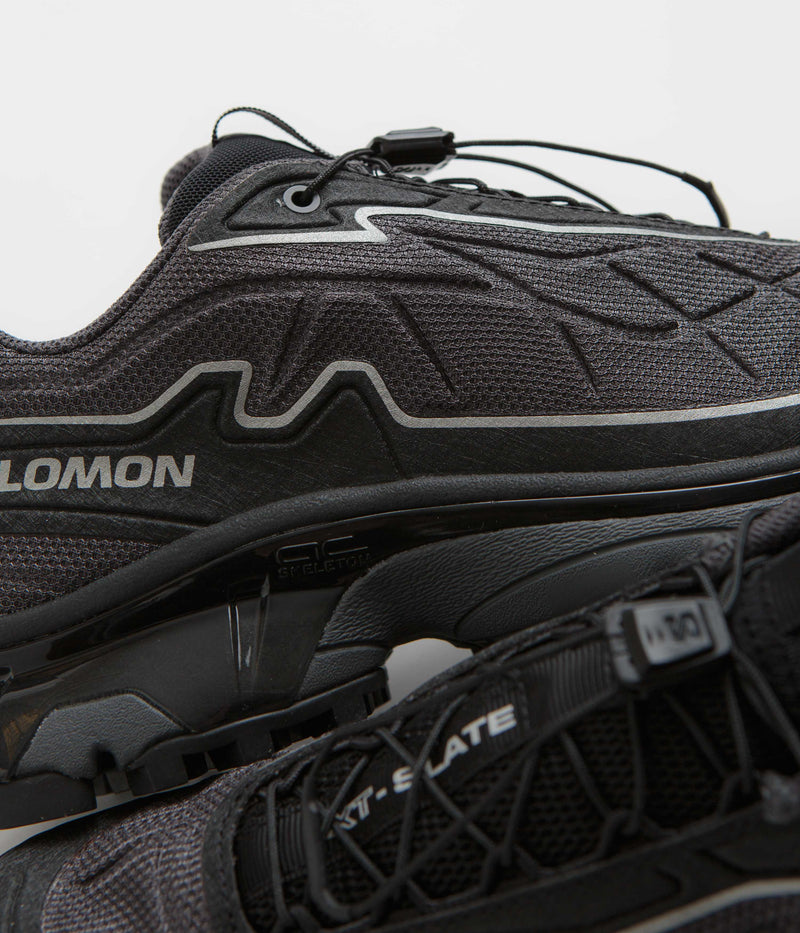 Salomon XT-Slate Shoes in Black and Asphalt / Silver