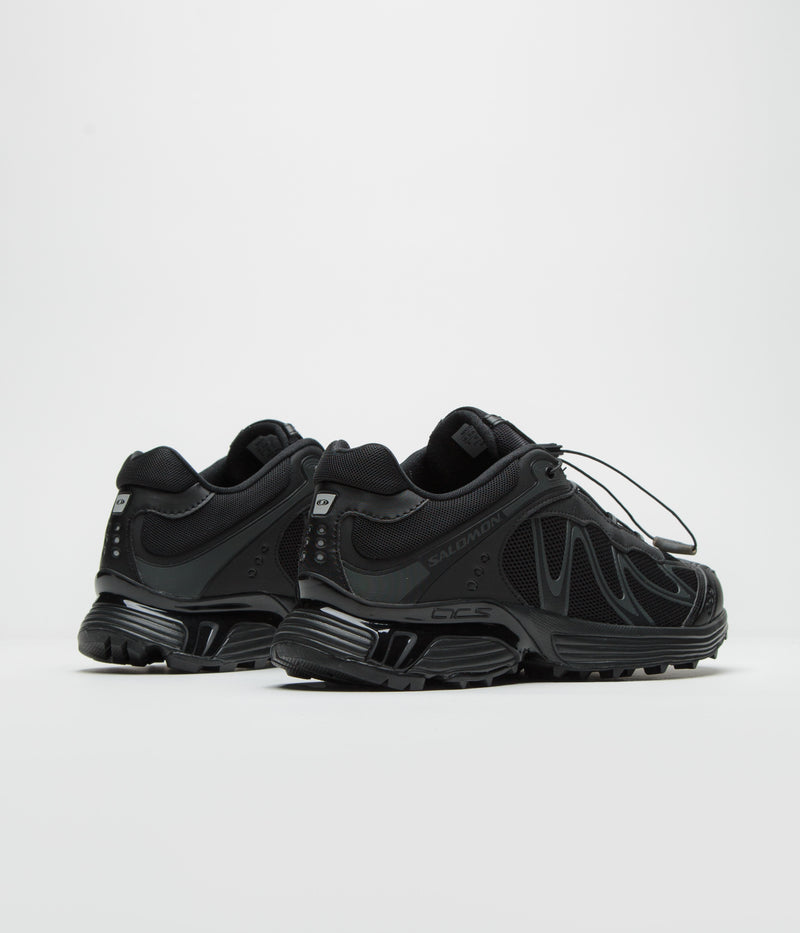 Salomon XT-Whisper Shoes in Black and Black / Asphalt