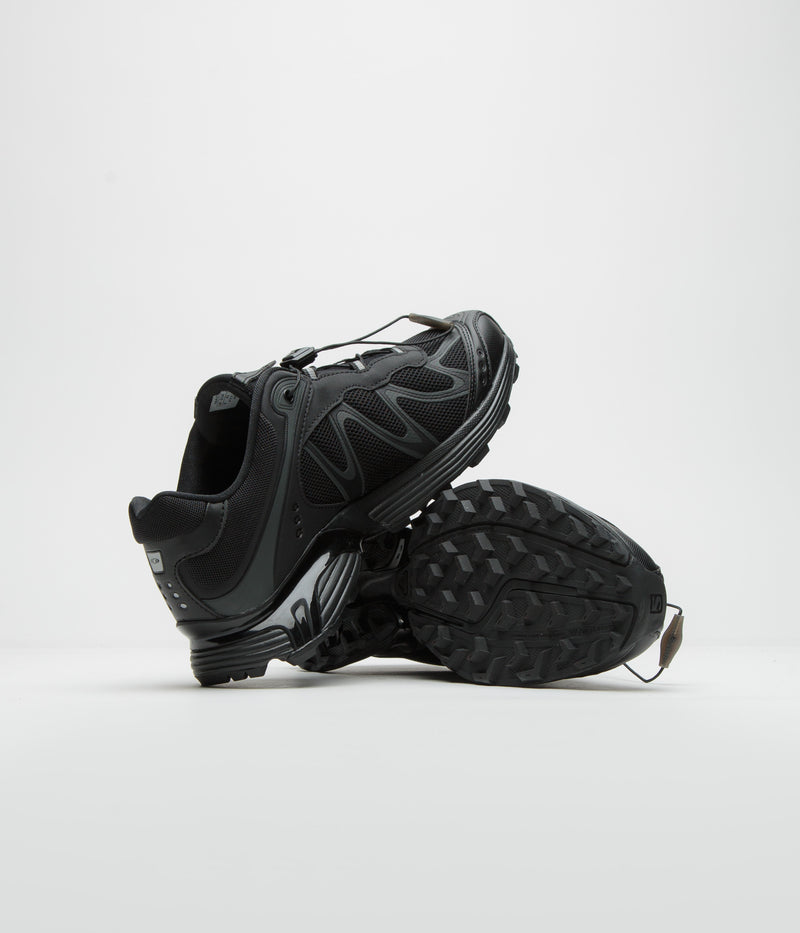Salomon XT-Whisper Shoes in Black and Black / Asphalt