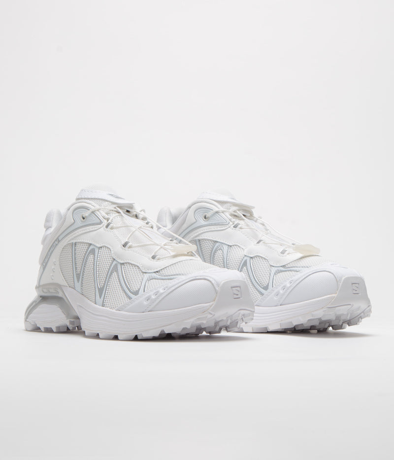 Salomon XT-Whisper Shoes in White and Lunar Rock / Silver