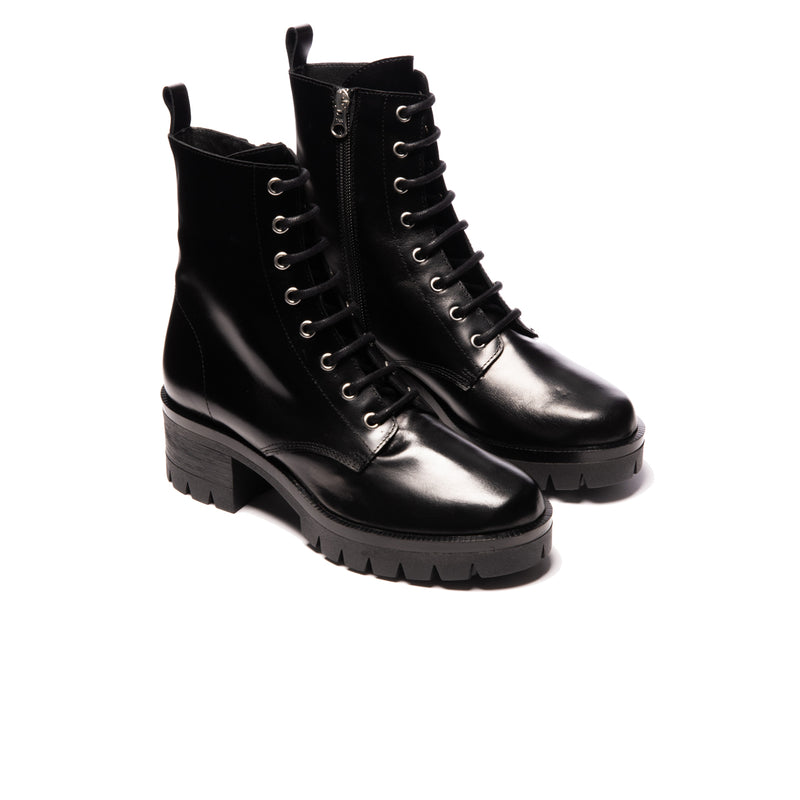 Sedbury Black Leather (4826159087696)