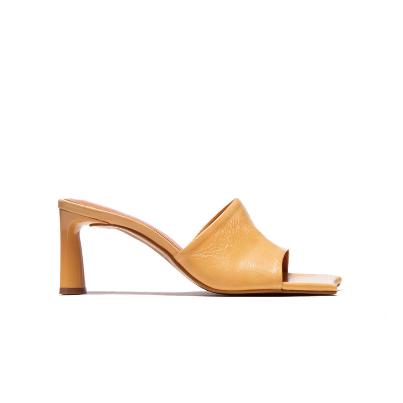 Singer Nude Leather (6561580646480)