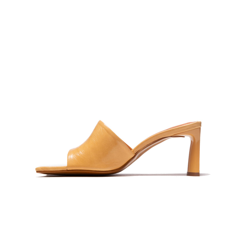 Singer Nude Leather (6561580646480)