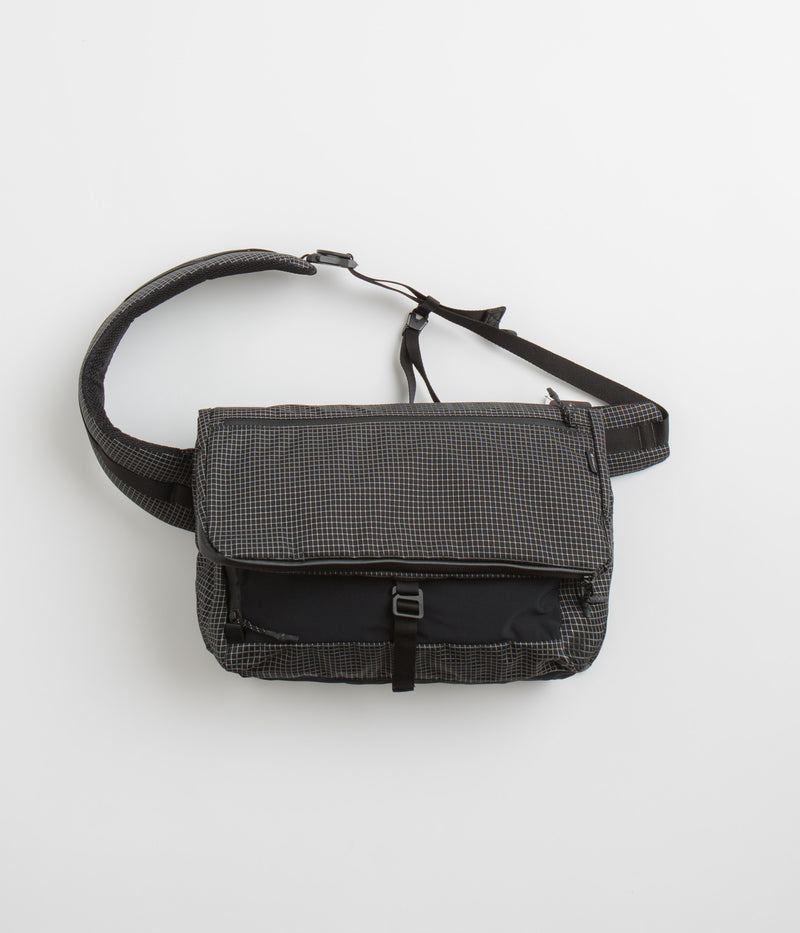 Snow Peak Transit Shoulder Bag in Black