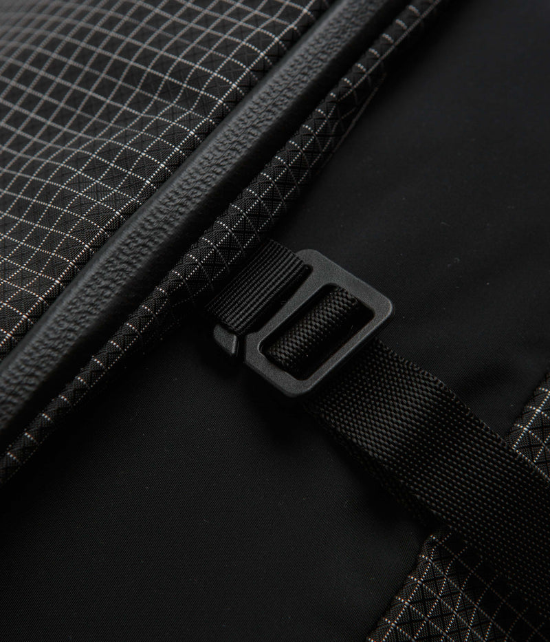 Snow Peak Transit Shoulder Bag in Black