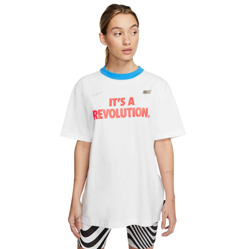 Sportswear Essential