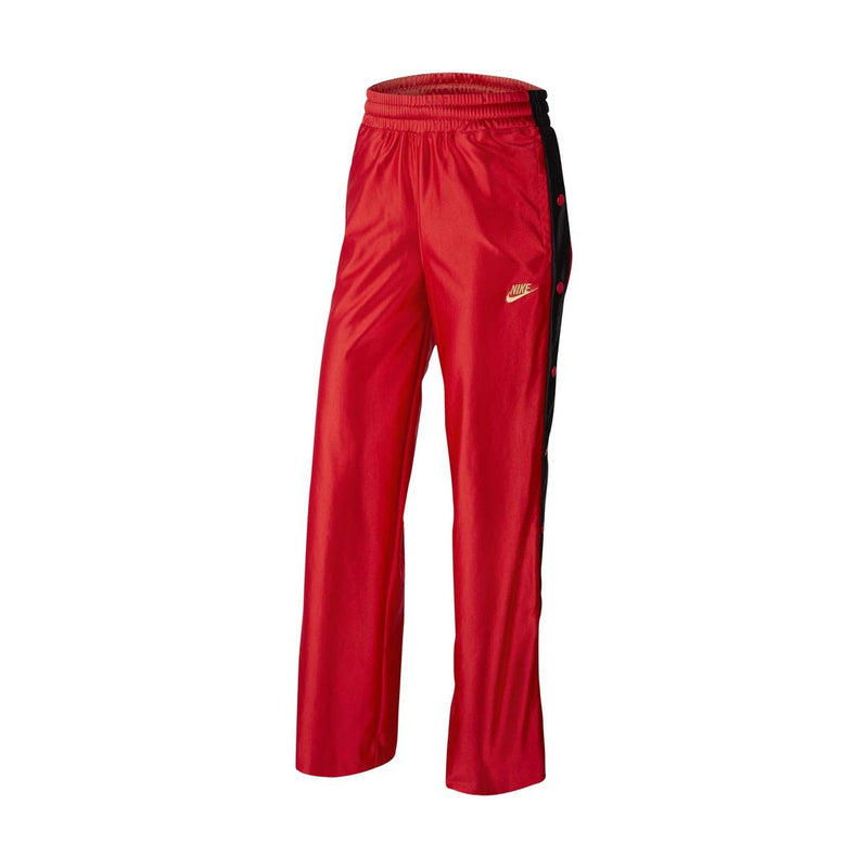 Sportswear Icon Clash