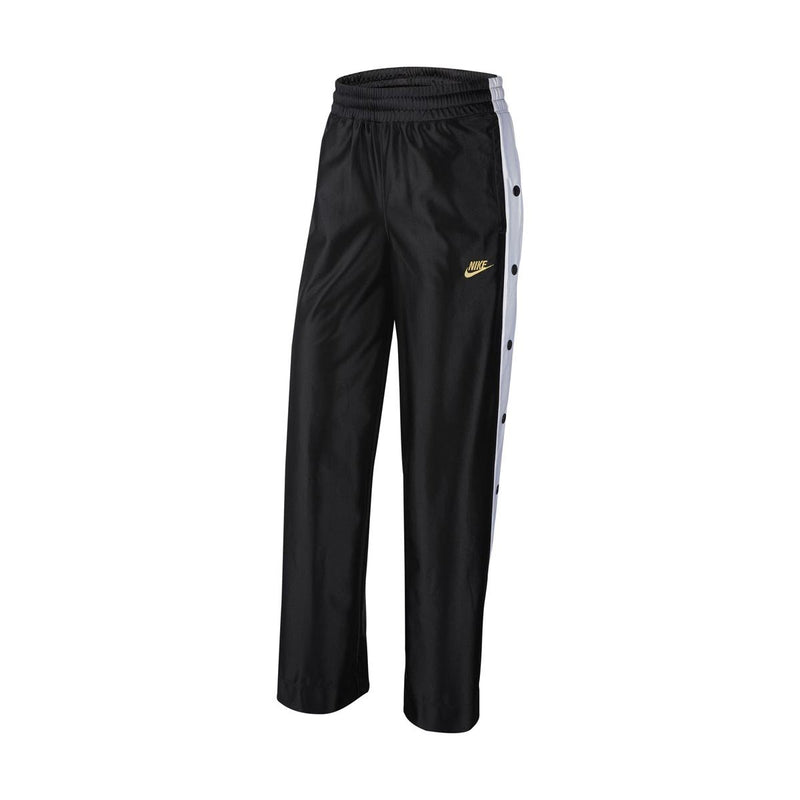 Sportswear Icon Clash